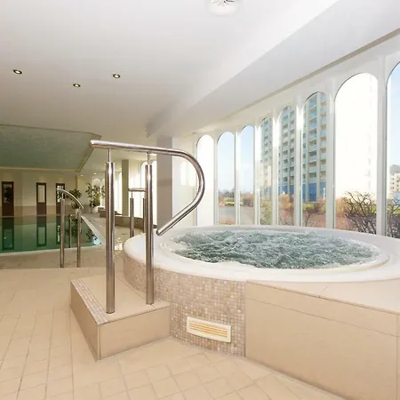 Lord Nelson App_ 720 Apartment